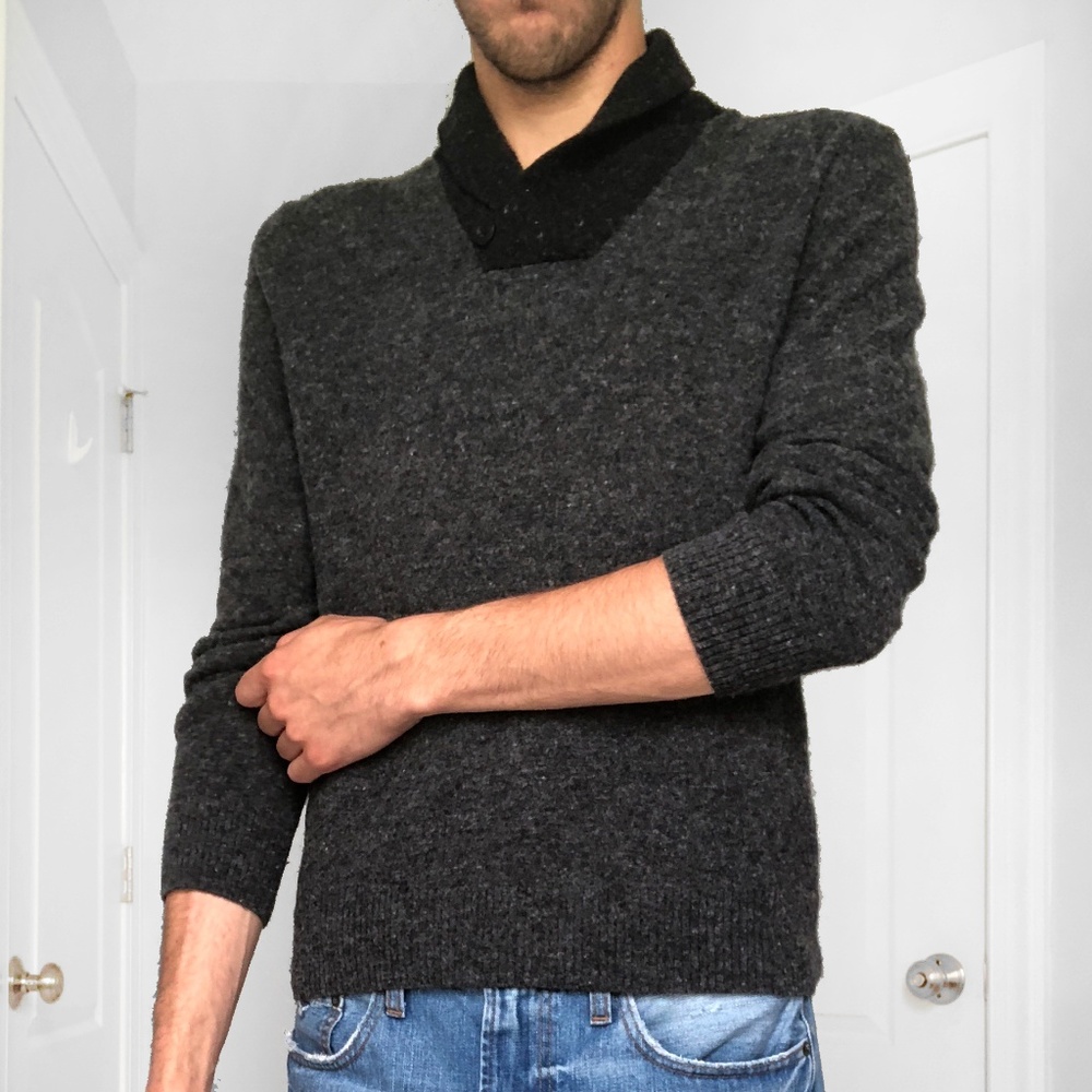 Express Grey Sweater - Picture 2 of 6